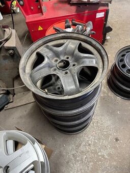 Plechové disky r16 ford