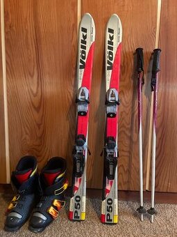 Set lyží P50 Völkl, bot Salomon a hůlek