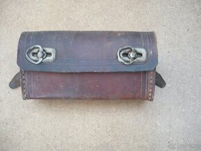 kožená brašnička na nářadí