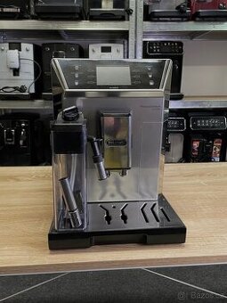 Kávovar DeLonghi PrimaDonna Class