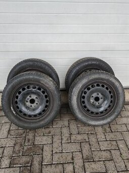 Prodám disky i s pneu 215/55/16 zimní