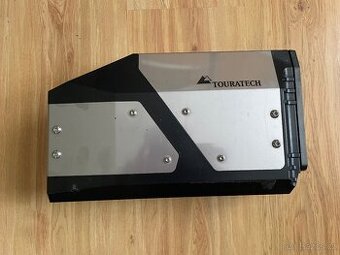 Schránka na nářadí pro BMW.