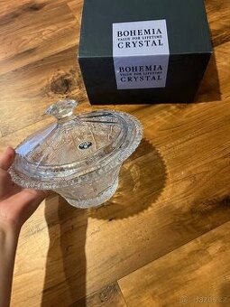 Broušená dóza Bohemia crystal