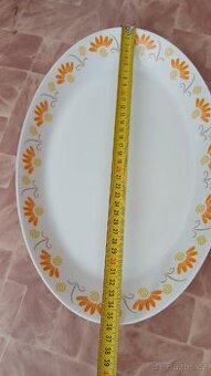 porcelán 2x tác na chlebíčky  100 kus