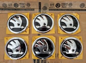 ORIGINAL ZNAK SKODA - ROVNY SKODA SUPERB