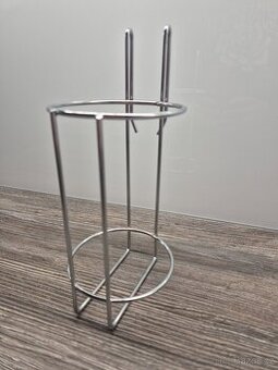 Držák na PET láhve