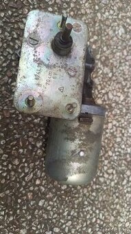 Trabant motorek stěračů originál DDR