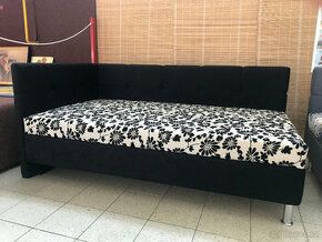 Čalouněná postel 110x200 cm - 1