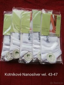 5 párů Ponožky Nanosilver bílé kotníkové vel. 43-47