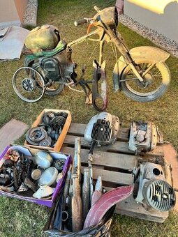 Soubor náhradních dílů z Jawy 175/250 ccm