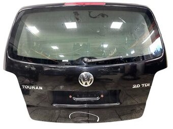Páté dveře černá metalíza LC9X VW Touran 1T2 FL 2009