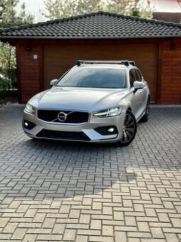 Volvo V60 II B4 145kw MHEV 2022 Momentum Pro