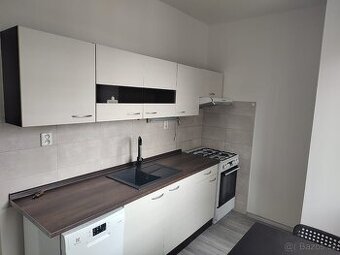Být 1+1 Ostrava-Poruba 37 m², bez provize RK