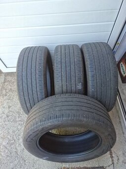 235/55/18 Pneumatiky Continental V XL