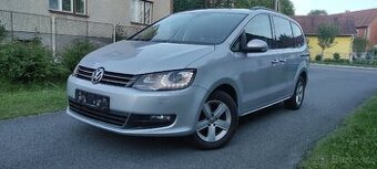 Volkswagen Sharan 4motion bixenony kůže navi