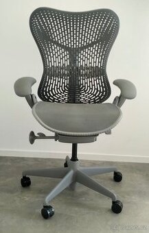 Kancelářská židle Herman Miller Mirra
