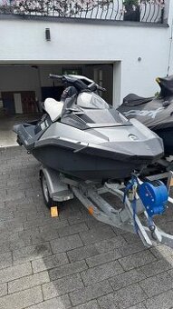 SEA-DOO SPARK 3-up