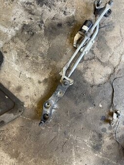 Mechanismus stěračů bmw e60/61