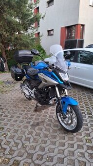 Prodám-Honda NC 750X r.2018