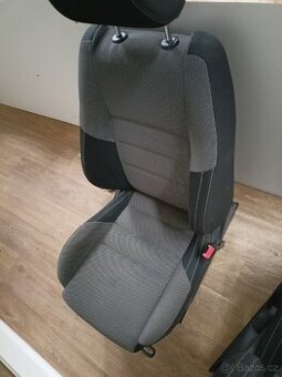 Sedačky z Škoda Fabia Sport