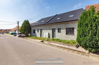 Prodej novostavby domu 4+kk, hrubá stavba, s terasou a zahra