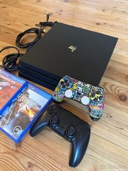 Playstation 4 PRO + hry + 2 ovladače