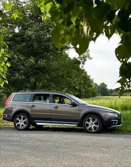 VOLVO XC70 D5 AWD SUMMUM
