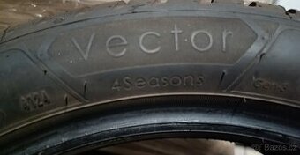 Goodyear Vector 4seasons gen-3 205/50 r17 93w