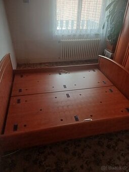 Nábytek