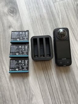 Akční kamera Insta360 X3