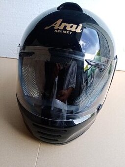 Arai Maverick- moto helma, přilba vel.59-60