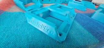 Drzaky baterii Makita. Dewalt. Parkside