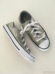 Dívčí tenisky Converse, vel. 37
