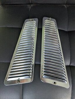 Chromové mřížky sloupků na škoda 110R