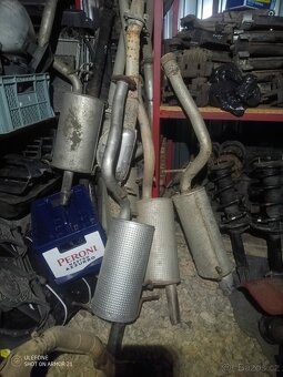 Světla, zrcátka, motory - cokoliv