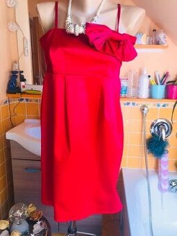 saty# oslavy# spolecenske# cervenesaty# ples# masle