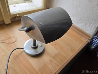 Starožitná stolní lampa