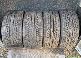 275/40/20 a 315/35/20 zimní sada Michelin