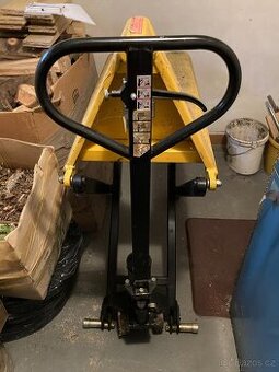 Nůžkový paletový vozík