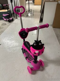 Dětská koloběžka 5v1 – růžová, s vodící tyčí