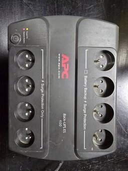 Záložní zdroj APC