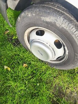 Koupím poklici Ford