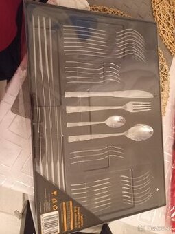 Sada 40 kusů příbory