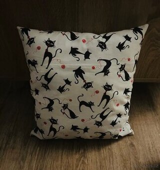 Krásný polštářek plněný levanduli