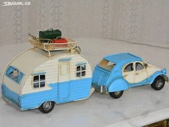 Sháním karavan do 350000