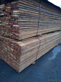 Prodám staré smrkové vyschlé fošny