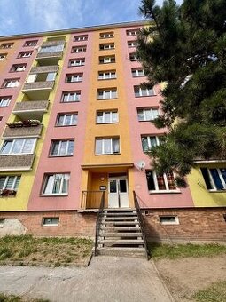 Prodej bytu 3+1 60 m² Kamenná, Chomutov - 1