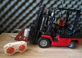 Vysokozdvižný vozík Lego - 1