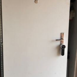 Bezpečnostní dveře Bedex 3 levé bílé