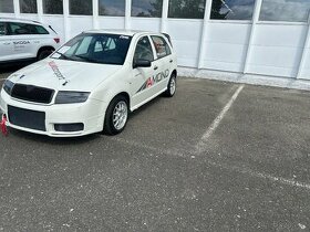 Škoda Fabia 1,4 16v Rallycross